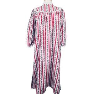 Lanz of Salzburg Classic Flannel Tyrolean Nightgown Womens Medium Red White Long